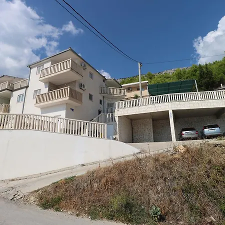 Vesna Apartment