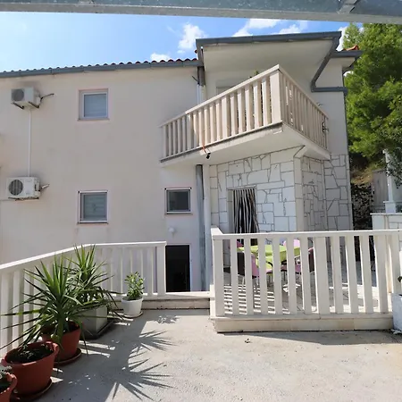 Vesna Apartment *