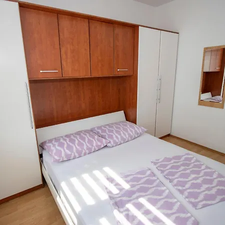 Apartment Vesna *