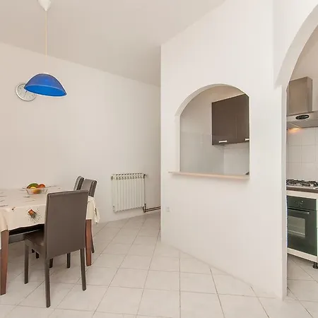 アパート Vesna *